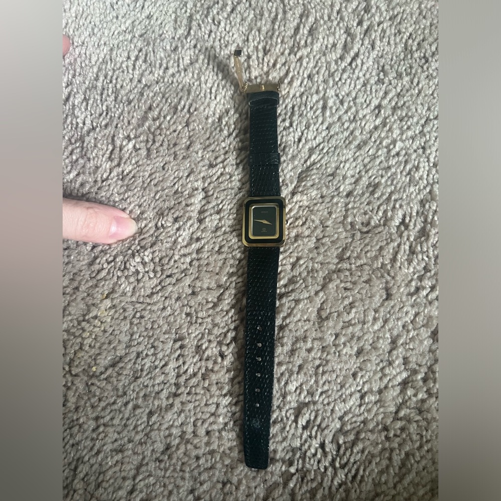 Vintage Gucci watch